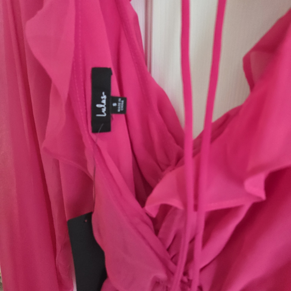 Lulu's Fuchsia Ruffle V-Neck Blouse - Picture 4 of 4
